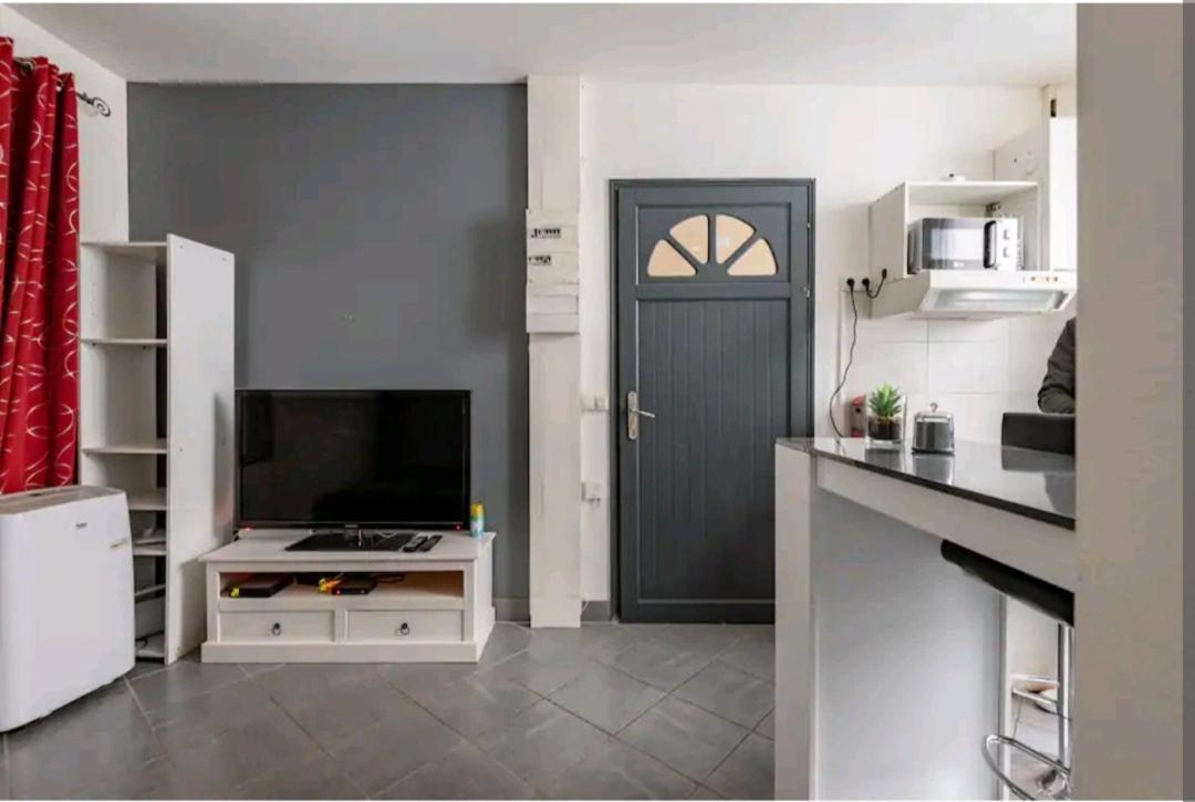 Studio Montelimar Cosy, Calme, Netflix +Wifi Apartment Exterior photo